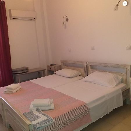Ψιλή Άμμος Hotel Tolón Eksteriør billede