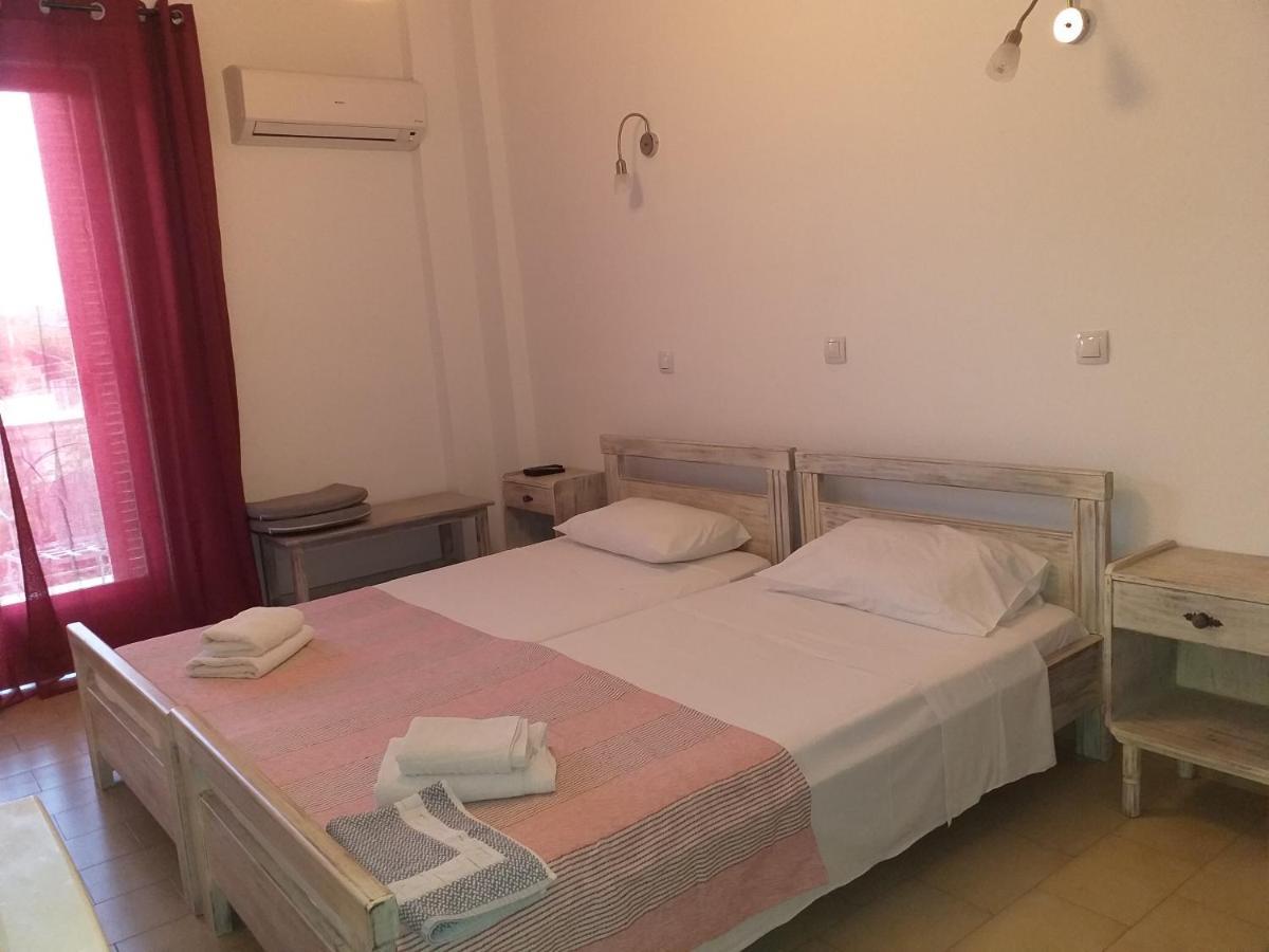 Ψιλή Άμμος Hotel Tolón Eksteriør billede