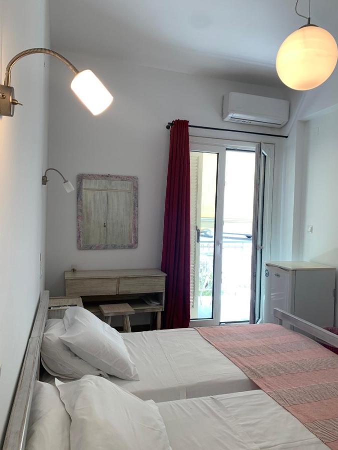 Ψιλή Άμμος Hotel Tolón Eksteriør billede