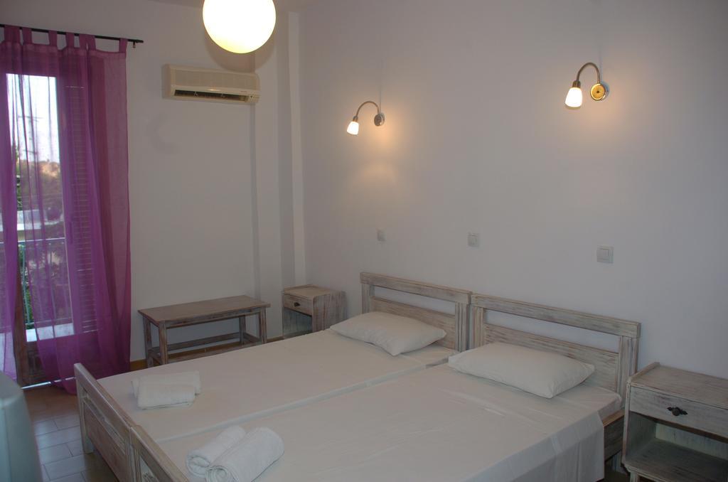 Ψιλή Άμμος Hotel Tolón Eksteriør billede